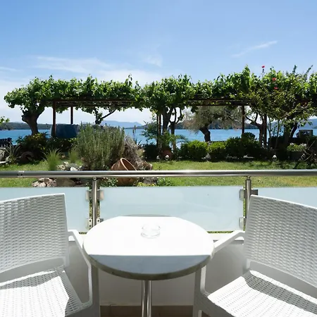 Armeno Beach Hotel-2